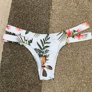 Pakaloha swim bottom! Brand new!
